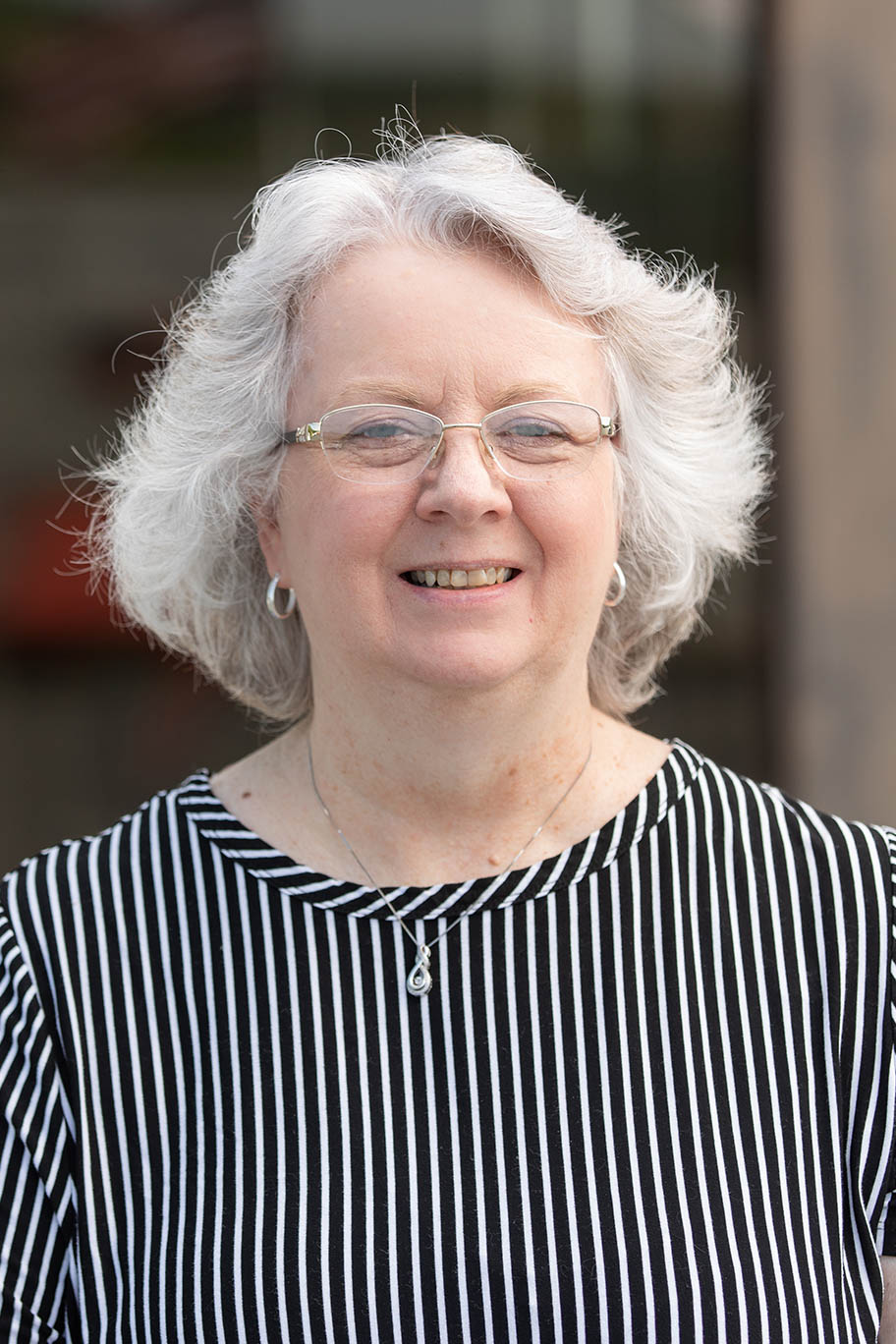 LisaHill Headshot of Lisa Hill