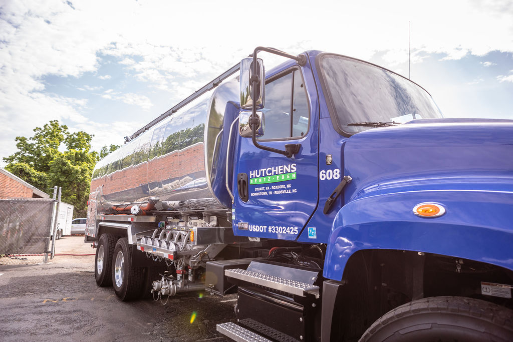 Hutchens(437) (1) Hutchens fuel truck